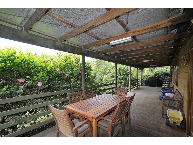 1 Blythes Road, Mount Dandenong VIC 3767