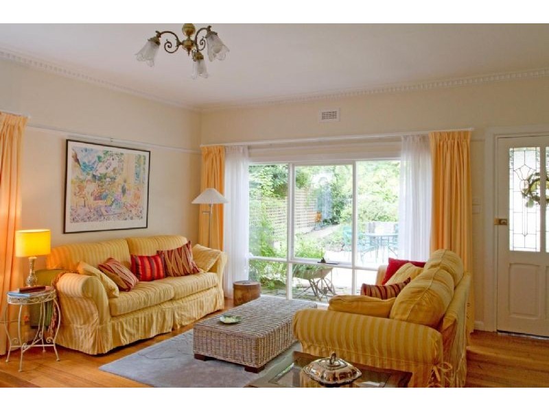 7 Panteg Road, Sassafras VIC 3787