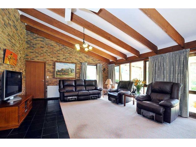 176 Emerald-Monbulk Road, Monbulk VIC 3793