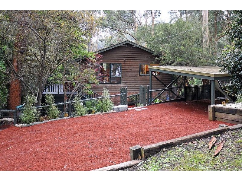 8 Anderson Road, Tecoma VIC 3160