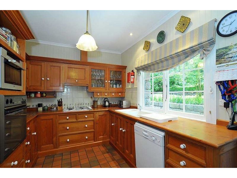 4 Ornata Road, Mount Dandenong VIC 3767