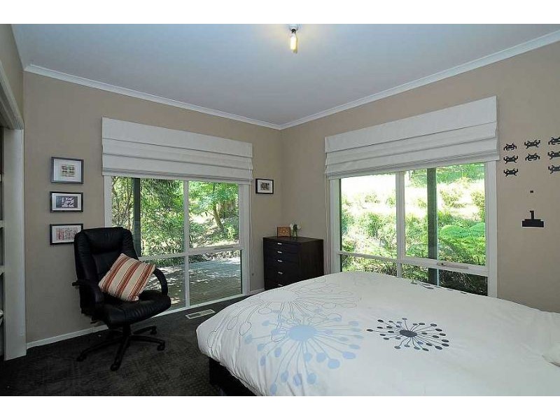 12 Ramage Road, Mount Dandenong VIC 3767