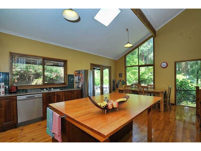 12 Ramage Road, Mount Dandenong VIC 3767