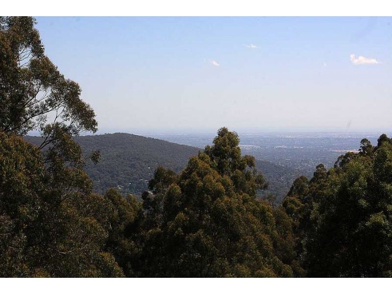 12 Ramage Road, Mount Dandenong VIC 3767