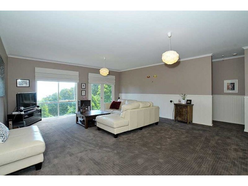 12 Ramage Road, Mount Dandenong VIC 3767