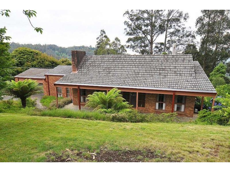 10 Braeside Avenue, Sherbrooke VIC 3789
