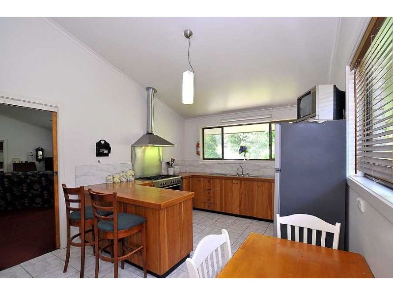 7 Pioneer Avenue, Upwey VIC 3158