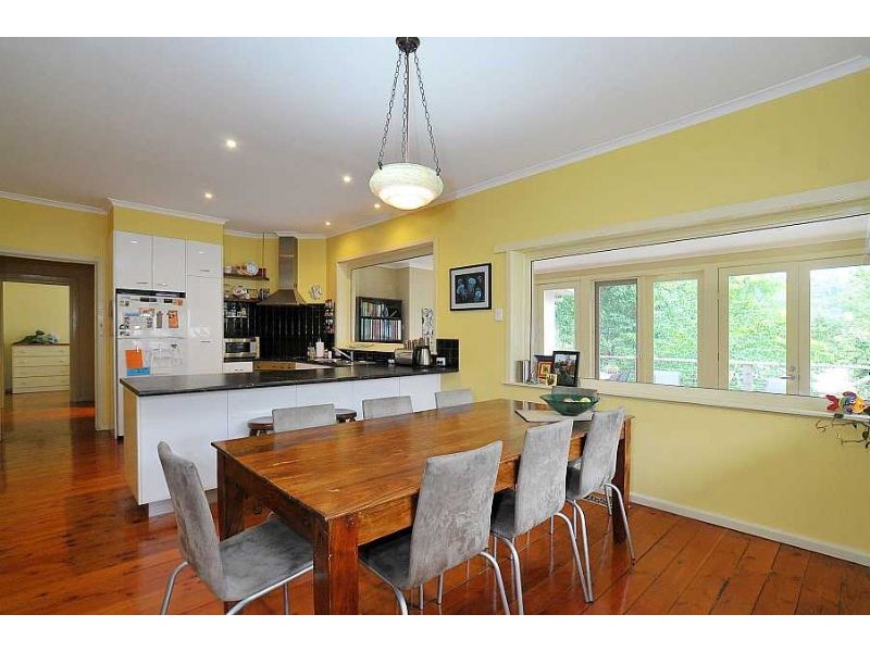 29 Griffiths Road, Upwey VIC 3158