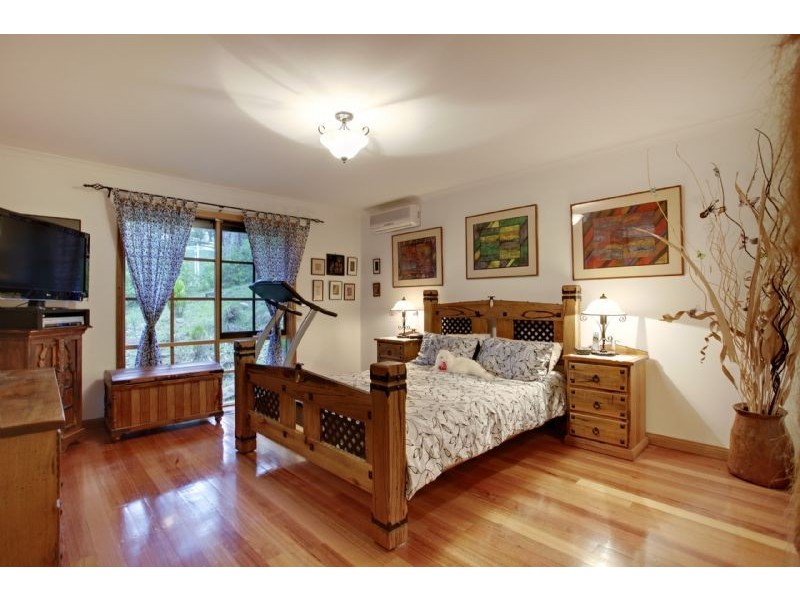 30 Mast Gully Road, Upwey VIC 3158