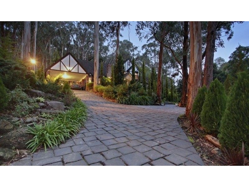 30 Mast Gully Road, Upwey VIC 3158