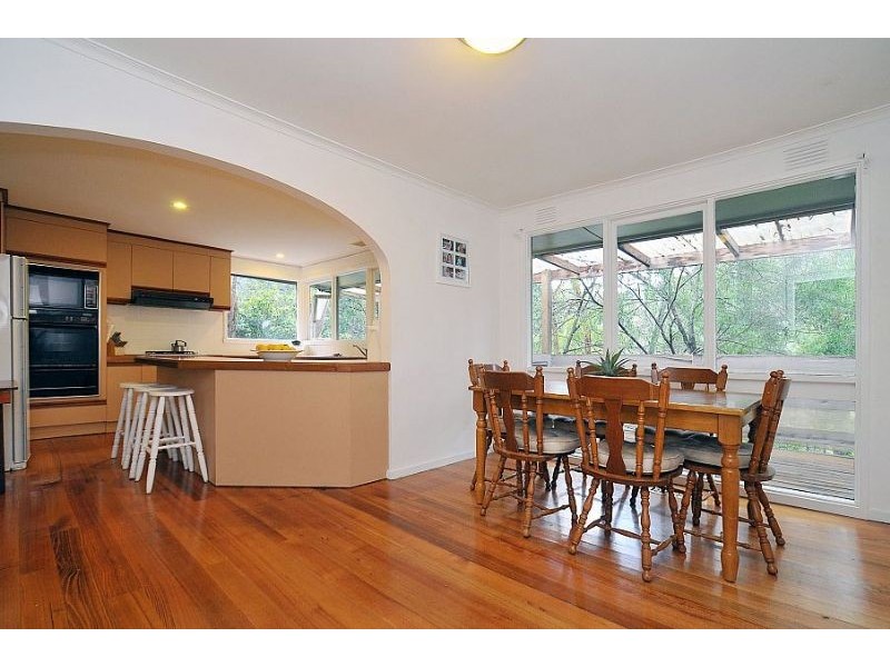 87 Temple Road, Selby VIC 3159