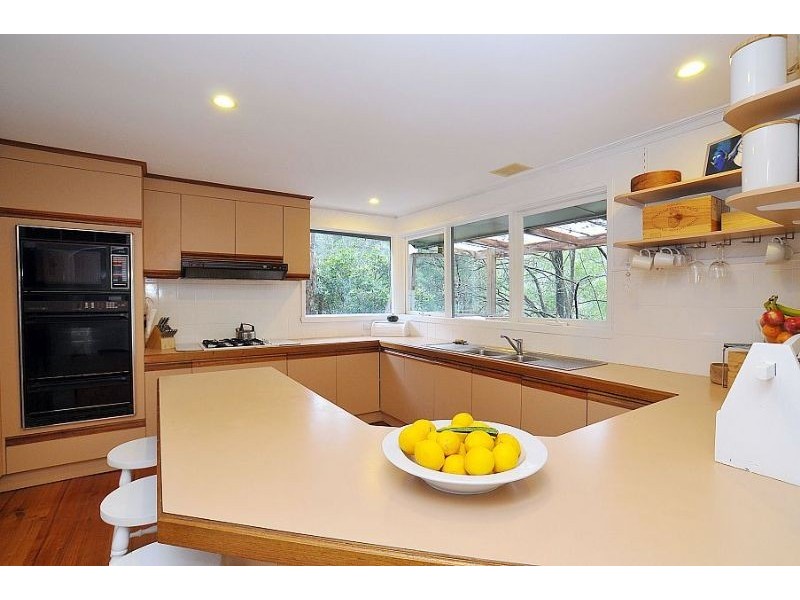 87 Temple Road, Selby VIC 3159