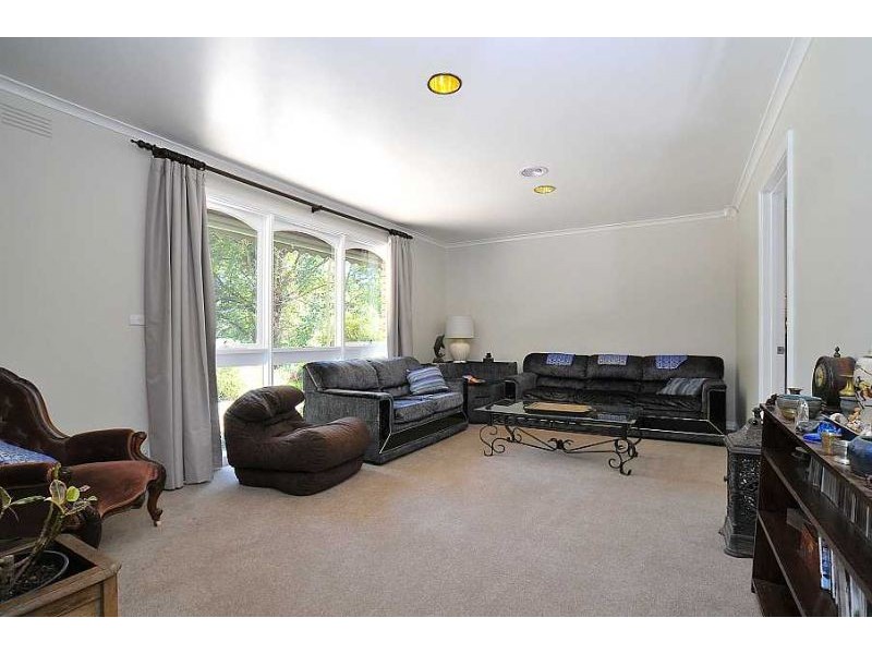 12 St James Avenue, Kallista VIC 3791