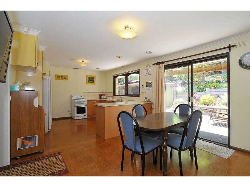 12 St James Avenue, Kallista VIC 3791