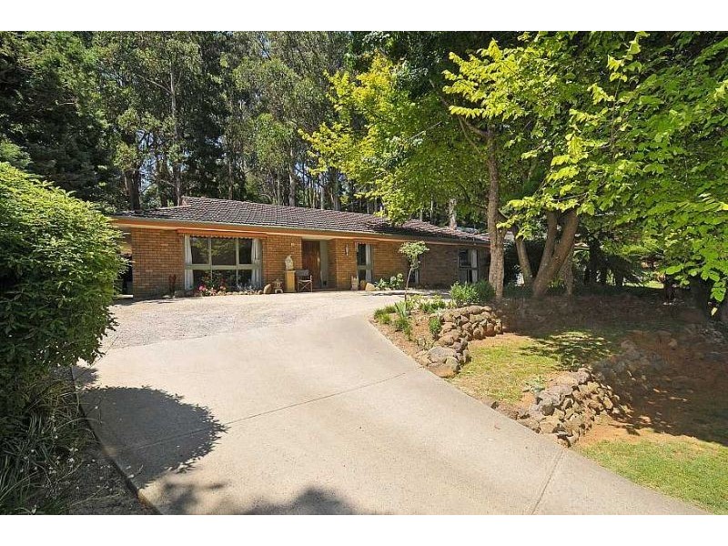 12 St James Avenue, Kallista VIC 3791