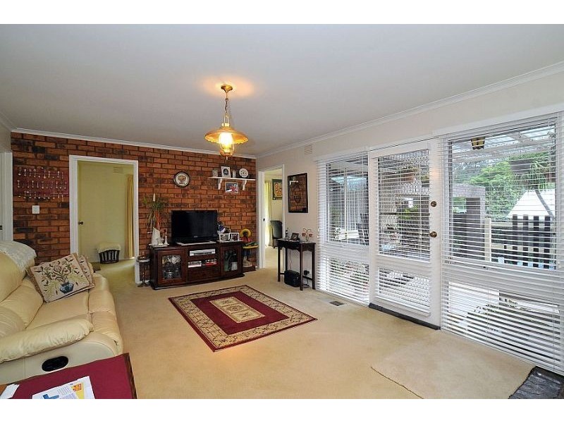 18 Benson Street, Belgrave VIC 3160