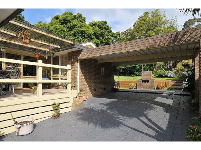 18 Benson Street, Belgrave VIC 3160