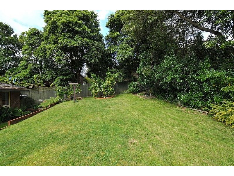 18 Benson Street, Belgrave VIC 3160