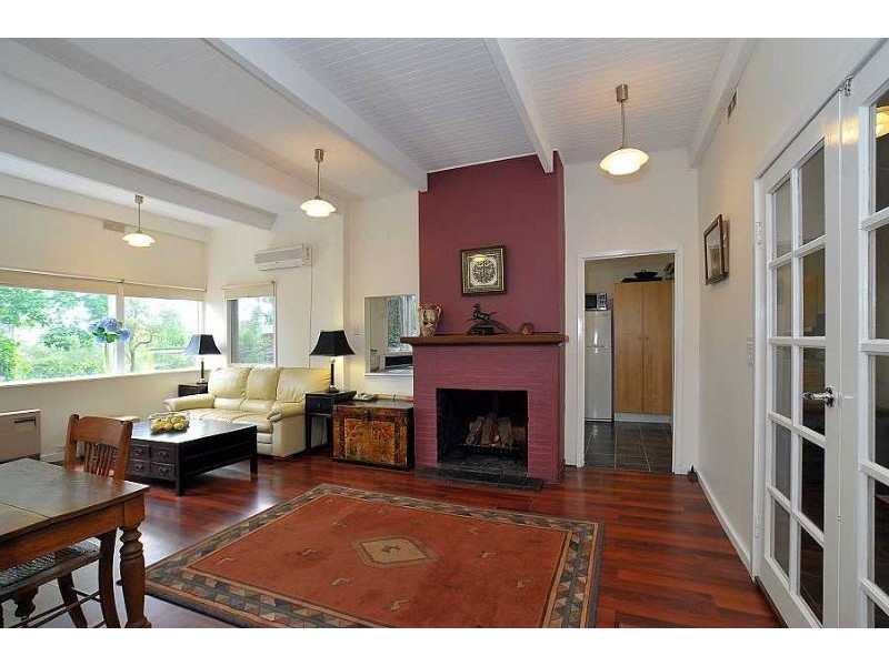 328 Mount Dandenong Tourist Road, Sassafras VIC 3787