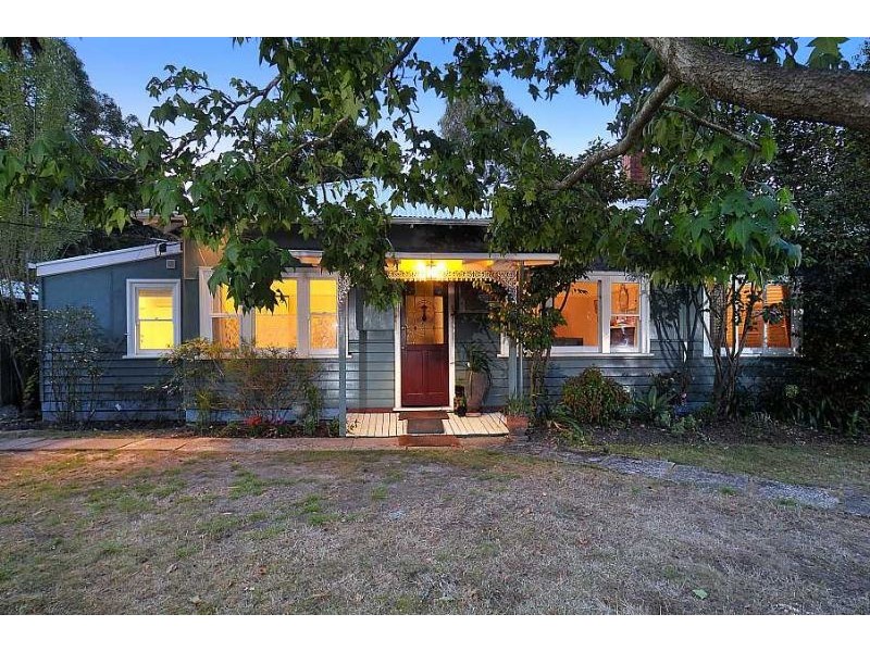 1 Talbot Avenue, Tecoma VIC 3160