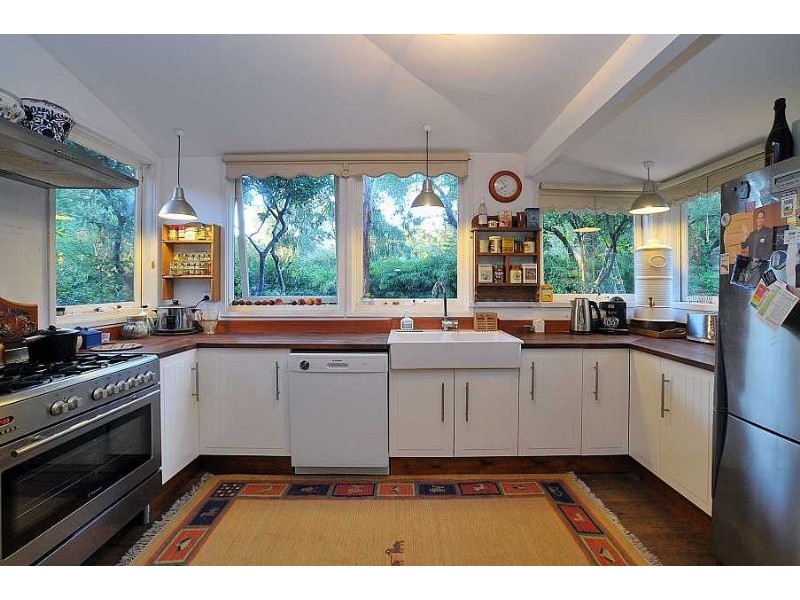 1 Talbot Avenue, Tecoma VIC 3160