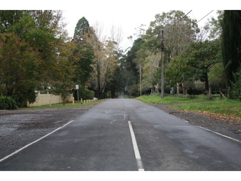 4 Farndons Road, Mount Dandenong VIC 3767