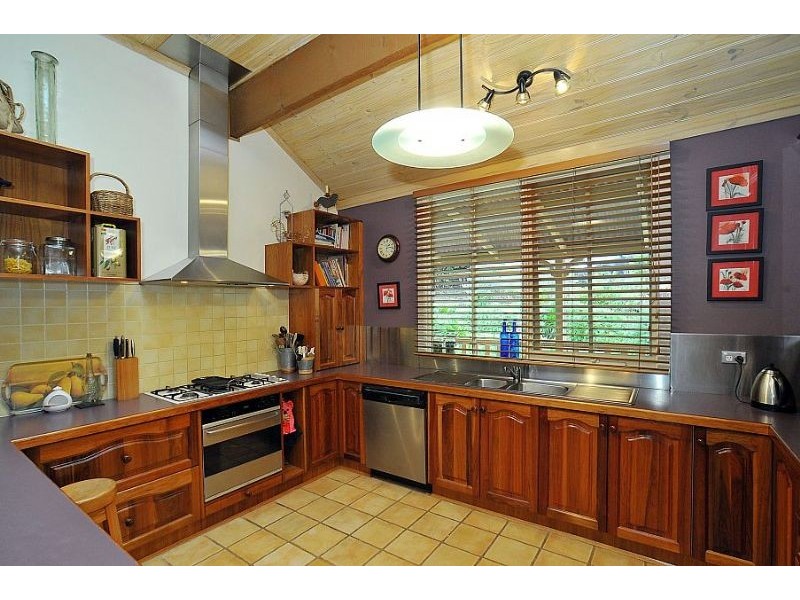 20 Bolton Road, Selby VIC 3159