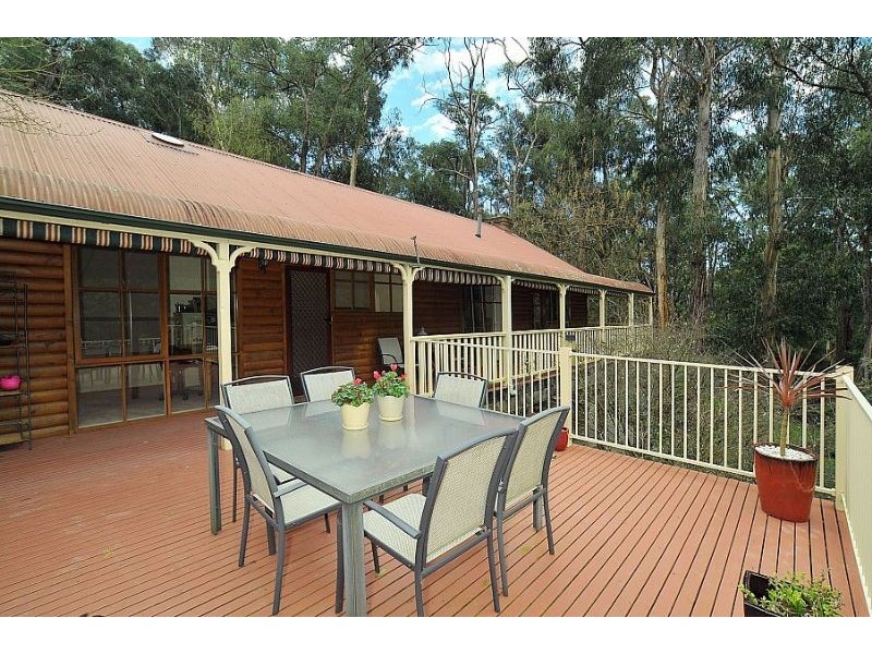 20 Bolton Road, Selby VIC 3159