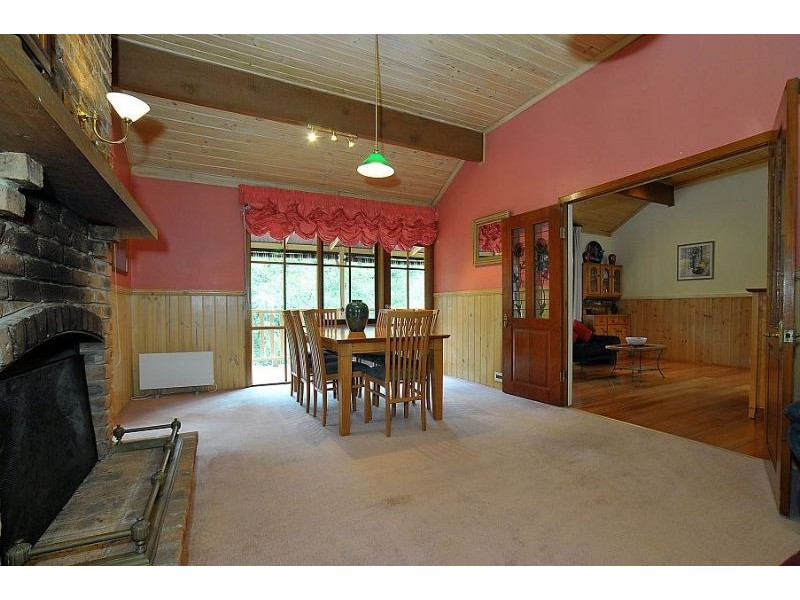 20 Bolton Road, Selby VIC 3159