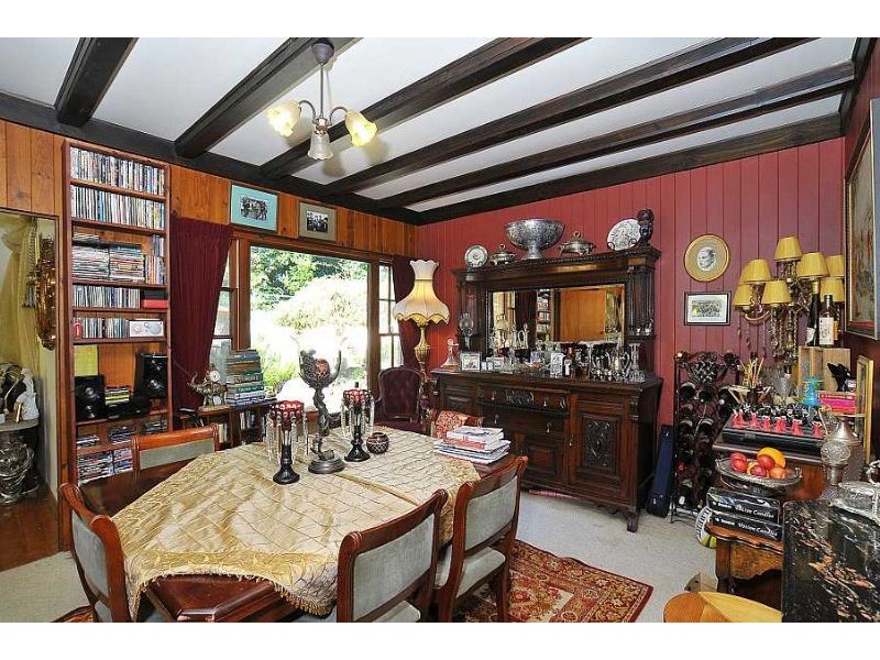 1 Florence Avenue, Sassafras VIC 3787