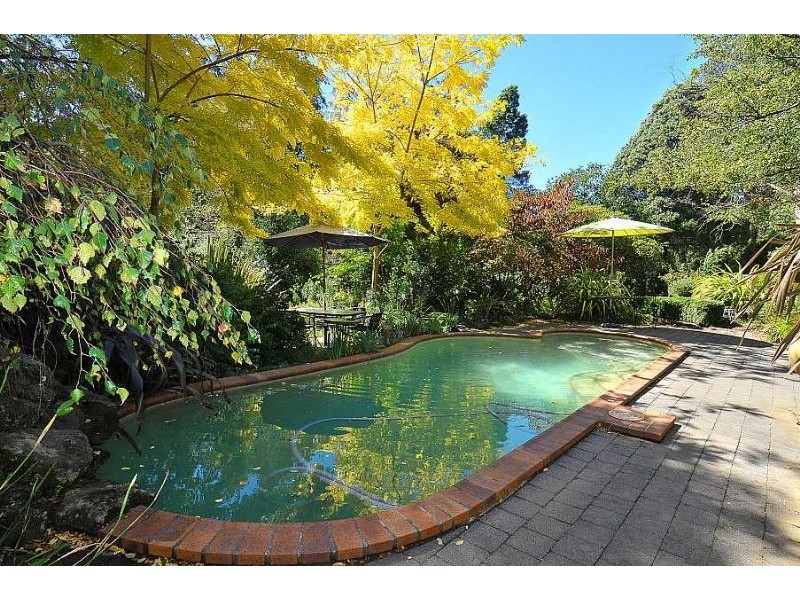 1 Florence Avenue, Sassafras VIC 3787