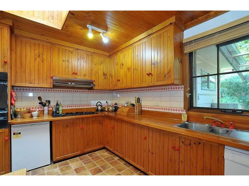 9 Glenharrow Heights Road, Belgrave VIC 3160