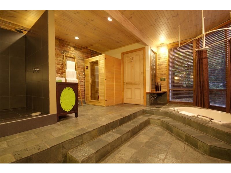 1383-1385 Mt Dandenong Tourist Rd, Mount Dandenong VIC 3767