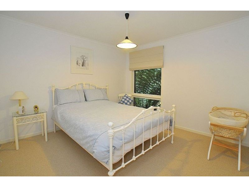 8 Toorak Road, Mount Dandenong VIC 3767