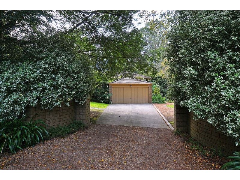 8 Toorak Road, Mount Dandenong VIC 3767