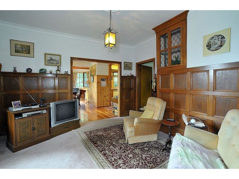 2-4 Bonnie View Road, Mount Dandenong VIC 3767