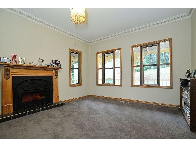 84 Inverness Road, Kalorama VIC 3766