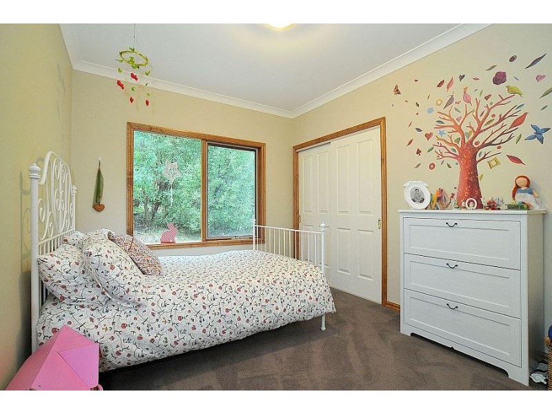 84 Inverness Road, Kalorama VIC 3766