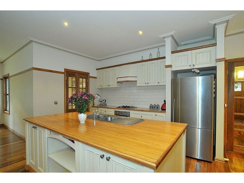84 Inverness Road, Kalorama VIC 3766
