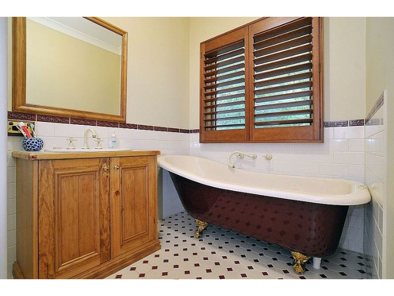84 Inverness Road, Kalorama VIC 3766