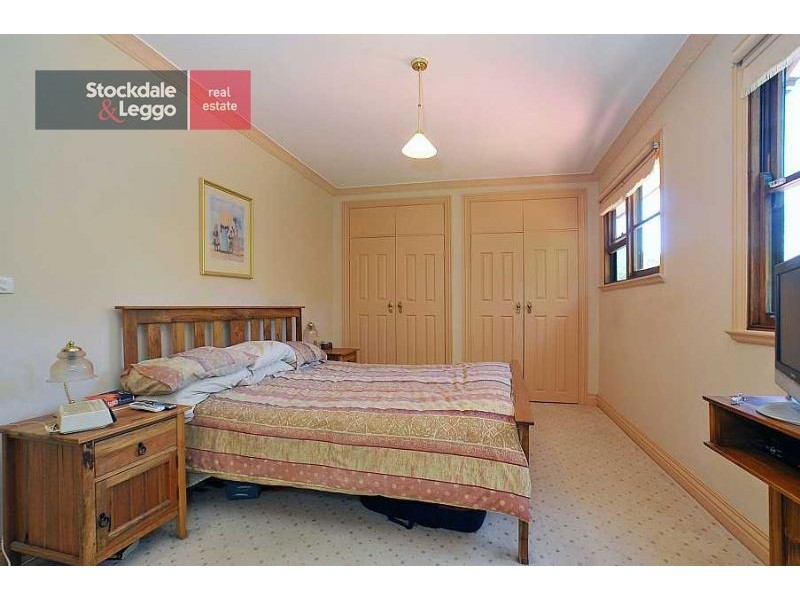 27 Monash Avenue, Olinda VIC 3788