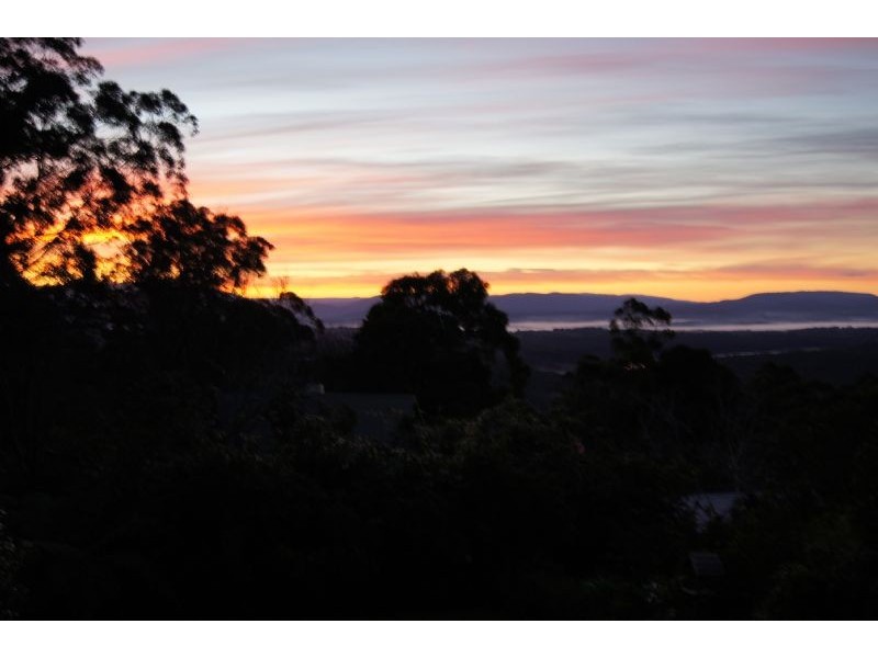 23 Falls Road, Kalorama VIC 3766