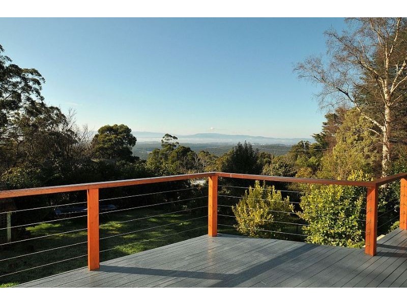 23 Falls Road, Kalorama VIC 3766