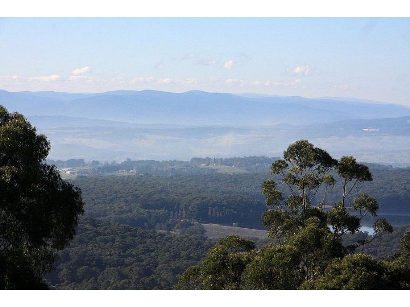 23 Falls Road, Kalorama VIC 3766