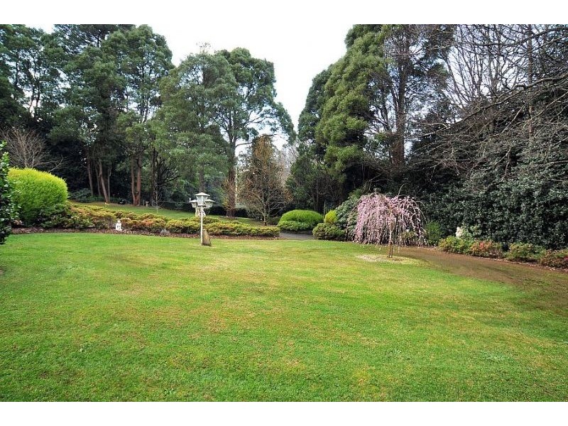 322 Mt Dandenong Tourist Road (Enter via The Crescent), Sassafras VIC 3787