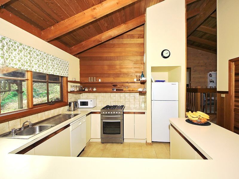 4 Roy Road, Olinda VIC 3788