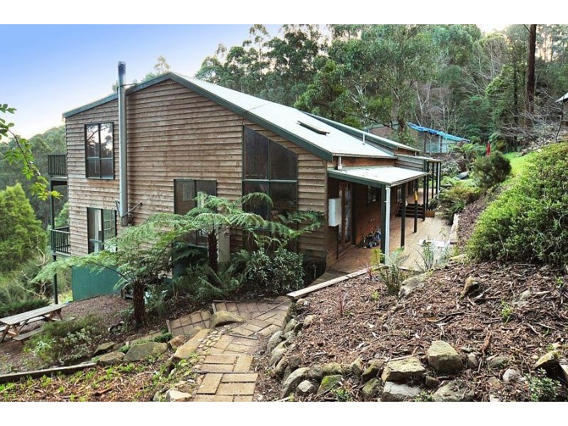 12 Ramage Road, Mount Dandenong VIC 3767