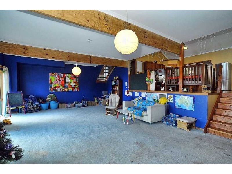 12 Ramage Road, Mount Dandenong VIC 3767