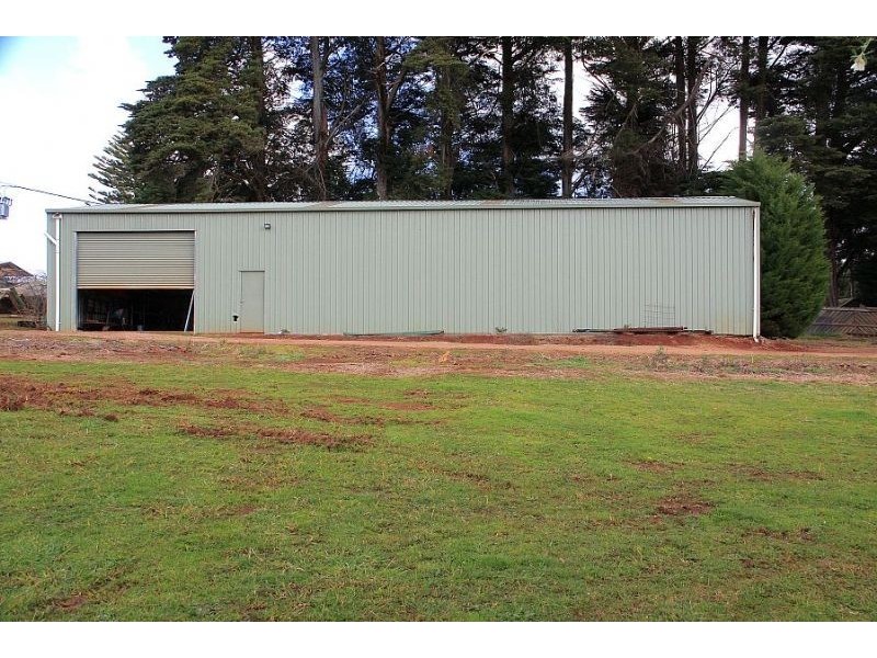 349-351 Monbulk Road, Silvan VIC 3795