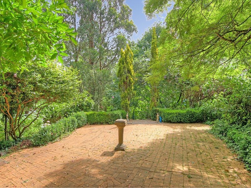 8 Greenthorpe Road, Olinda VIC 3788